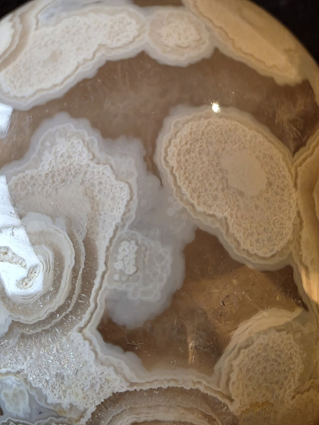 Alternate view of Lebanese lace chalcedony specimen №002 from Corniche el-Mina, 174g, showing full pattern distribution across the polished surface.
